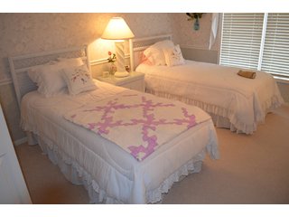Property photo 45 - IMMACULATE 2 Bedroom, 2 Bath Home Real Estate & Quality Furniture, Household, Antiques & Collectibles - Personal Property Auction